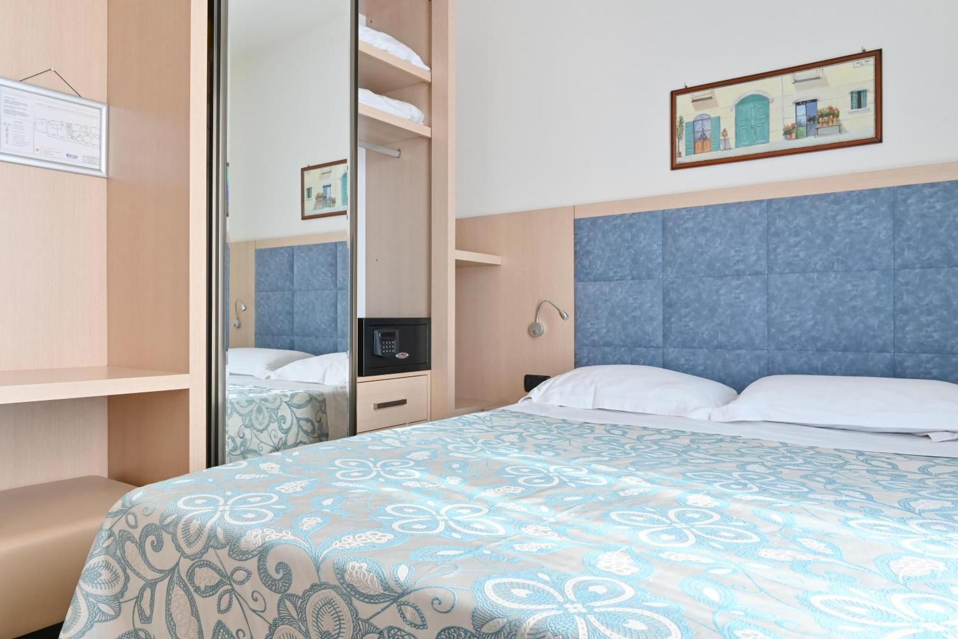 Double Room with Lake View