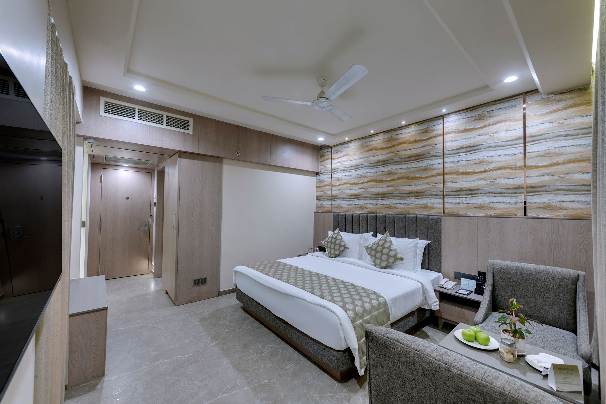 The Fern Residency, Ellisbridge Winter Green Room 2