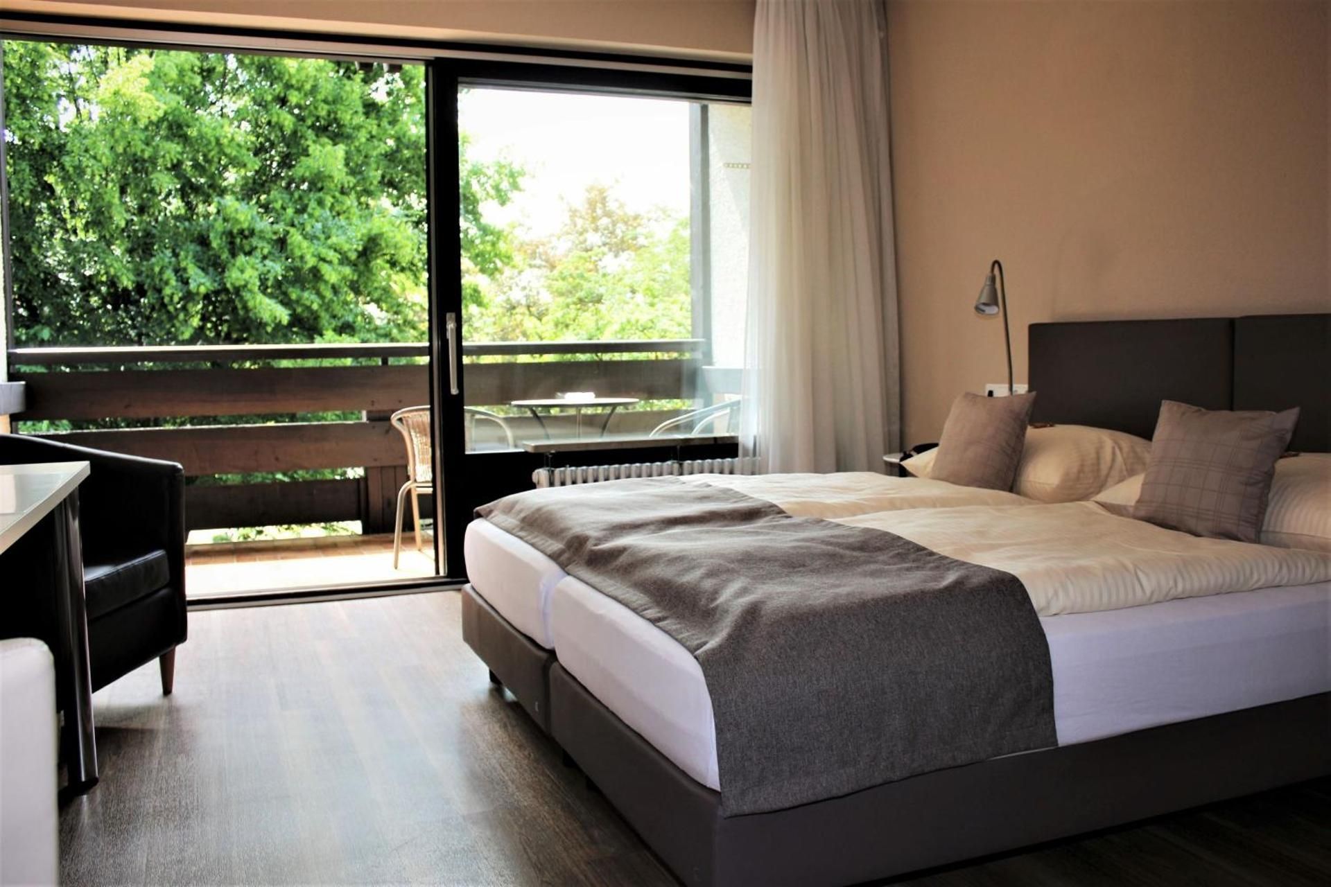 Hotel garni Bellevue Double Room with Balcony 3