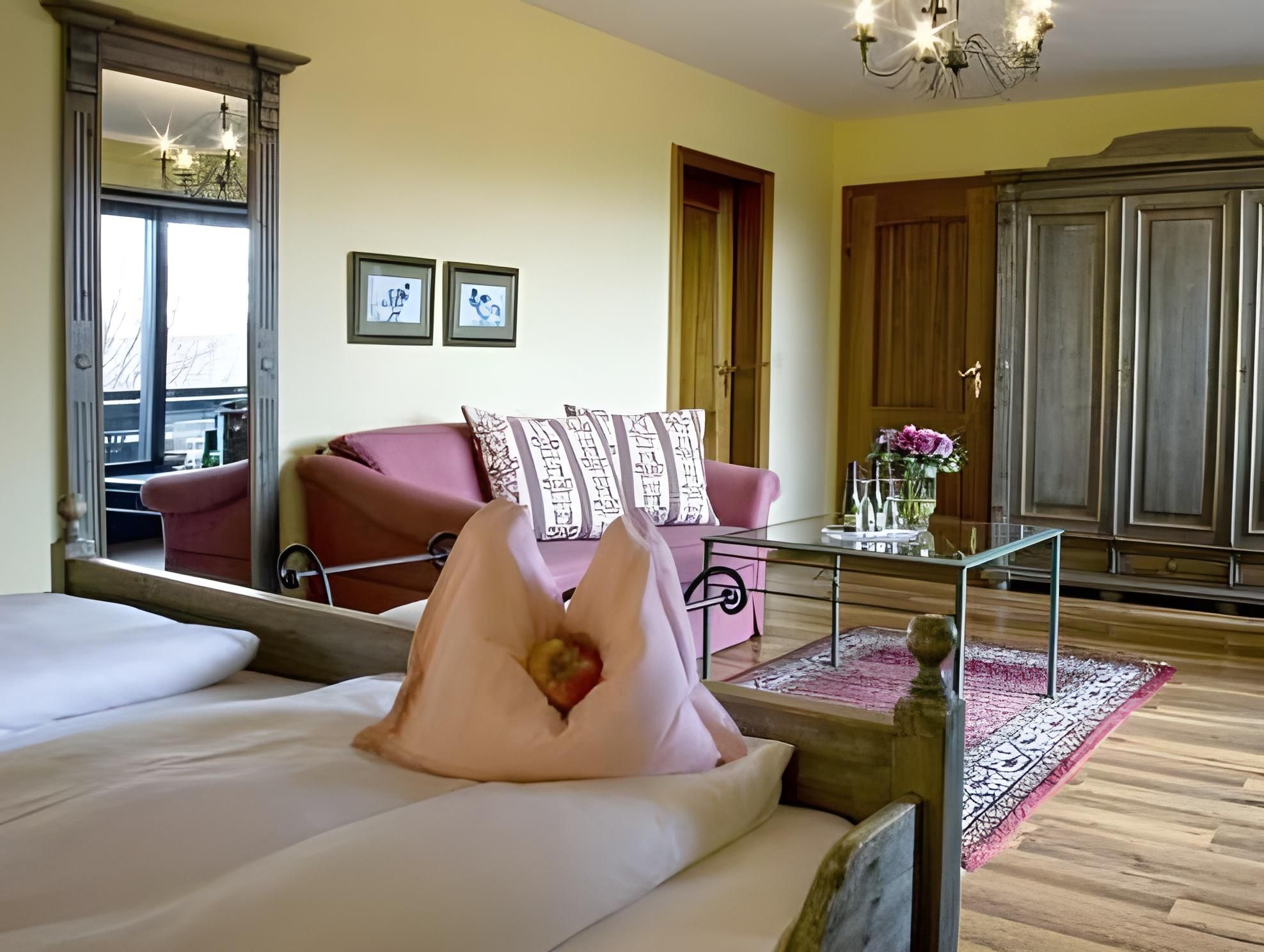 Hotel garni Bellevue Double Room with Balcony