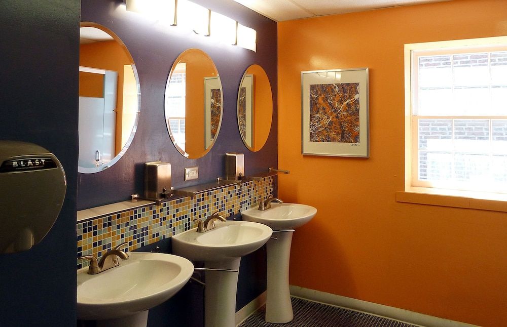 Apple Hostels Single Bed in Female Dorm (18-Bed)