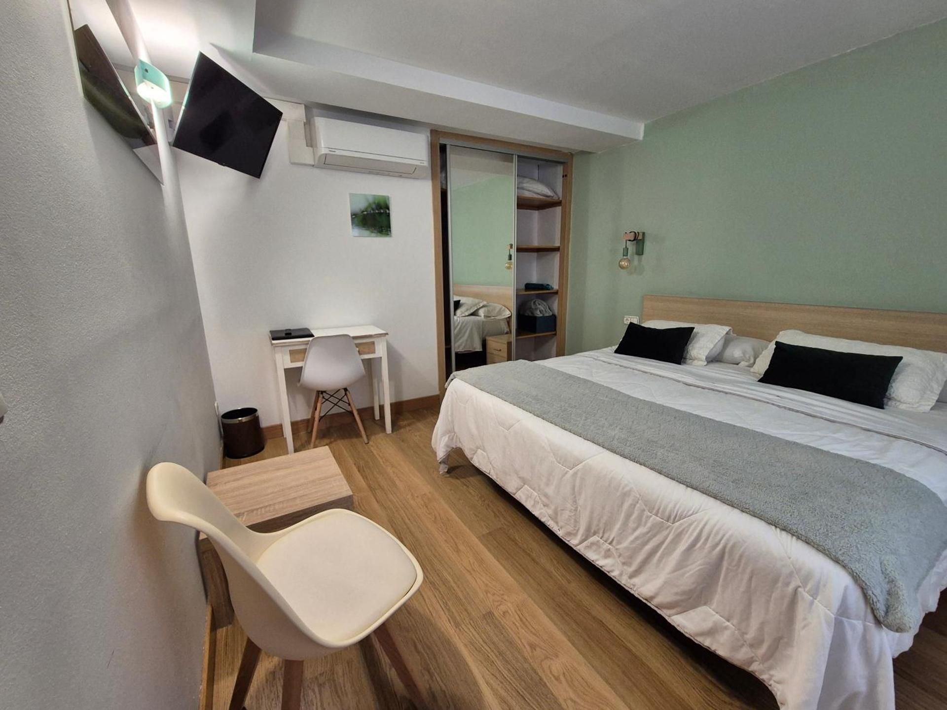 Pension Joakina Double or Twin Room with Private External Bathroom 2