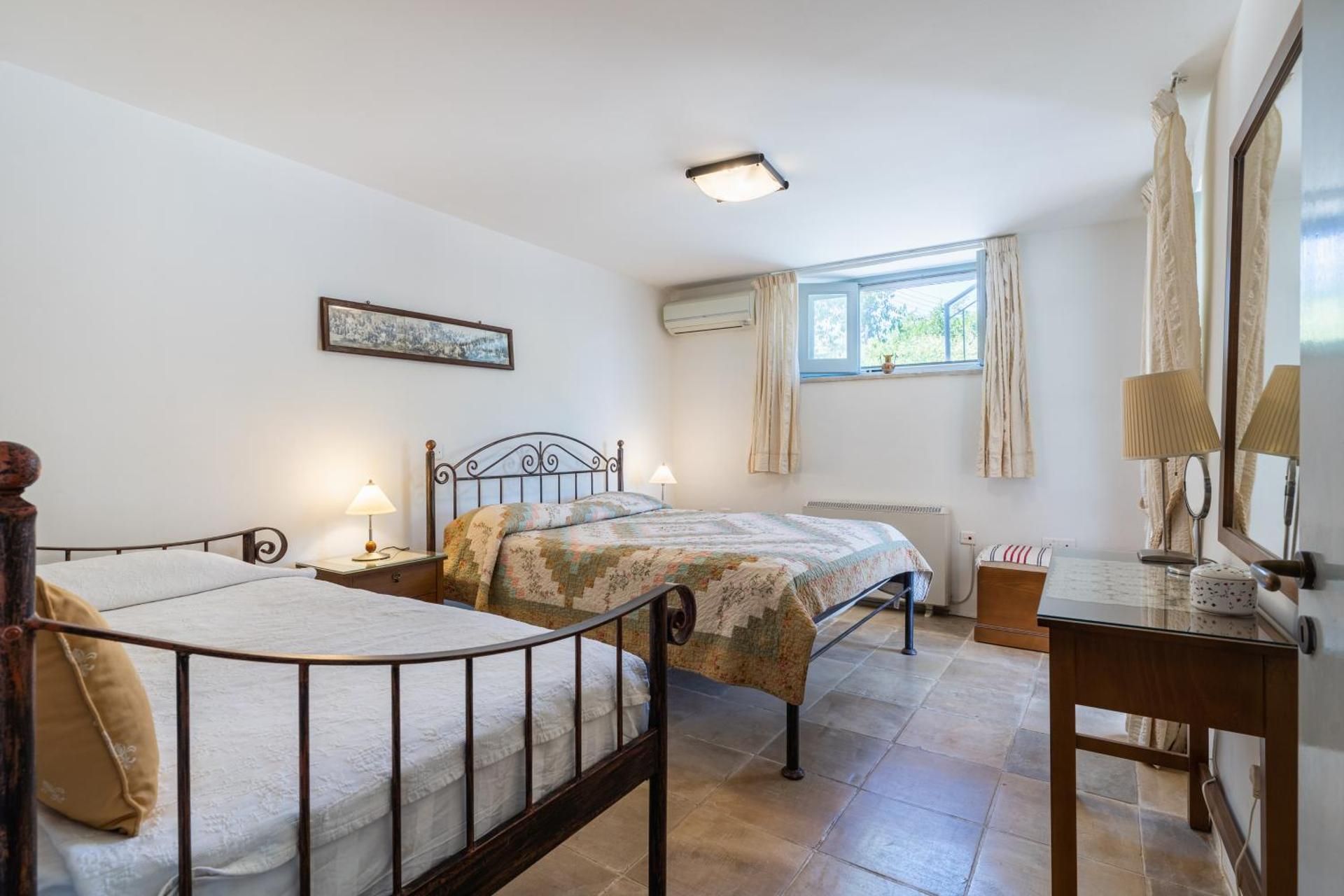 Aunt Maria's  Family Apartment (2 Adults + 1 Child)