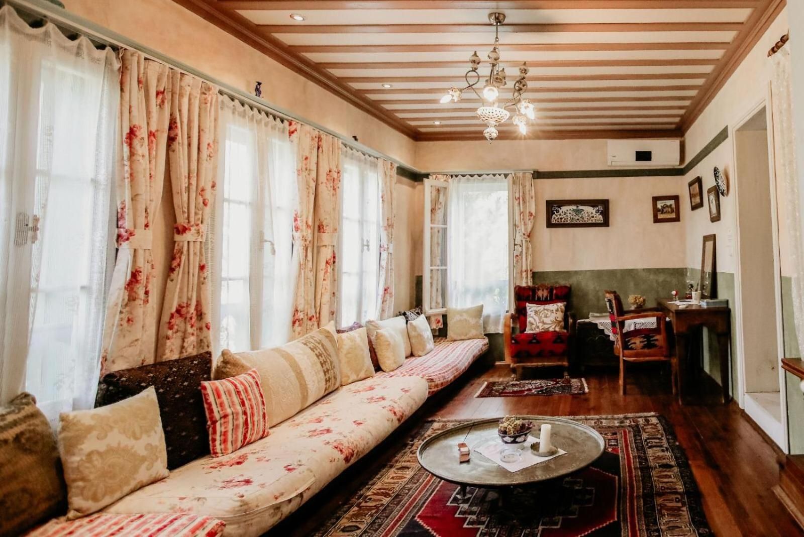 Nisanyan Hotel Deluxe Room 7