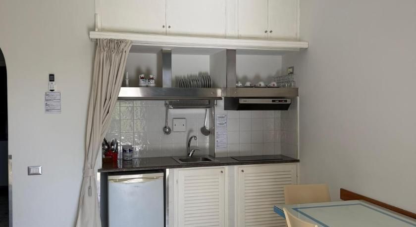 Hotel Residence Mendolita One-Bedroom Apartment 13