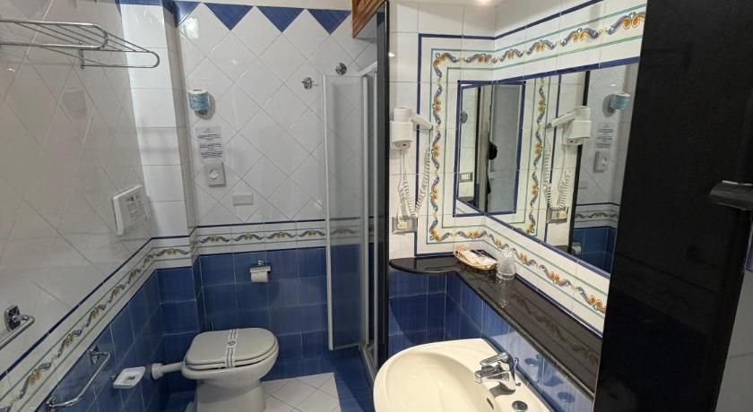Hotel Residence Mendolita One-Bedroom Apartment 7