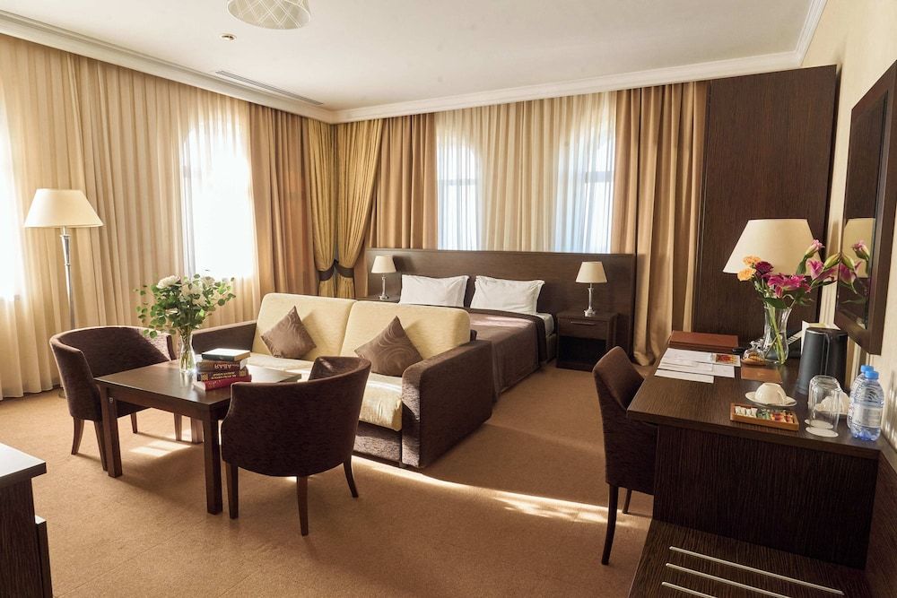 Kainar Hotel Junior Double Room