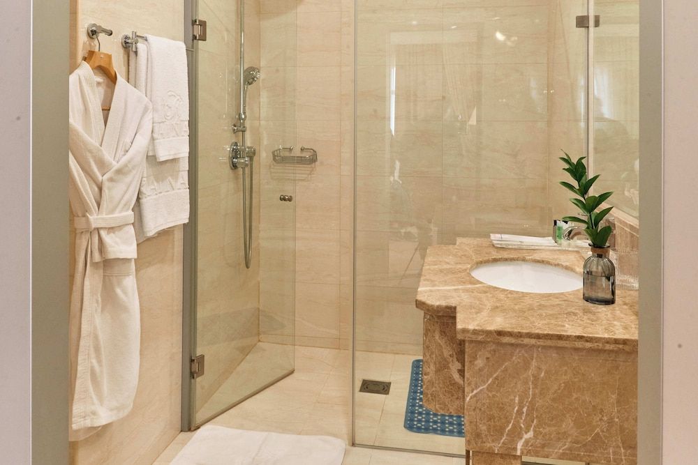 Kainar Hotel Junior Double Room 3