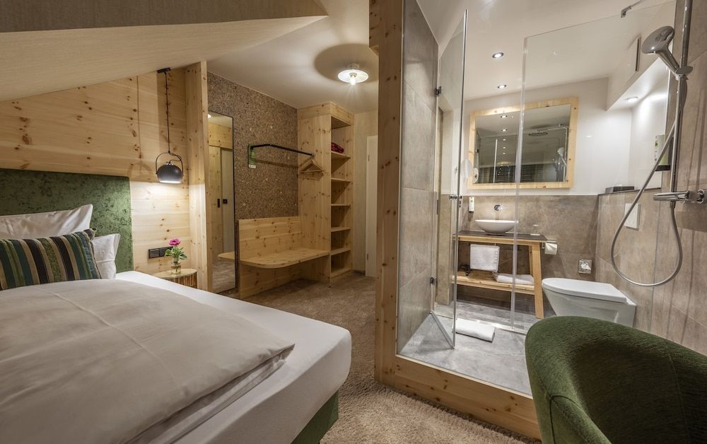 Hotel Schäfflerwirt Premium Single Room 11