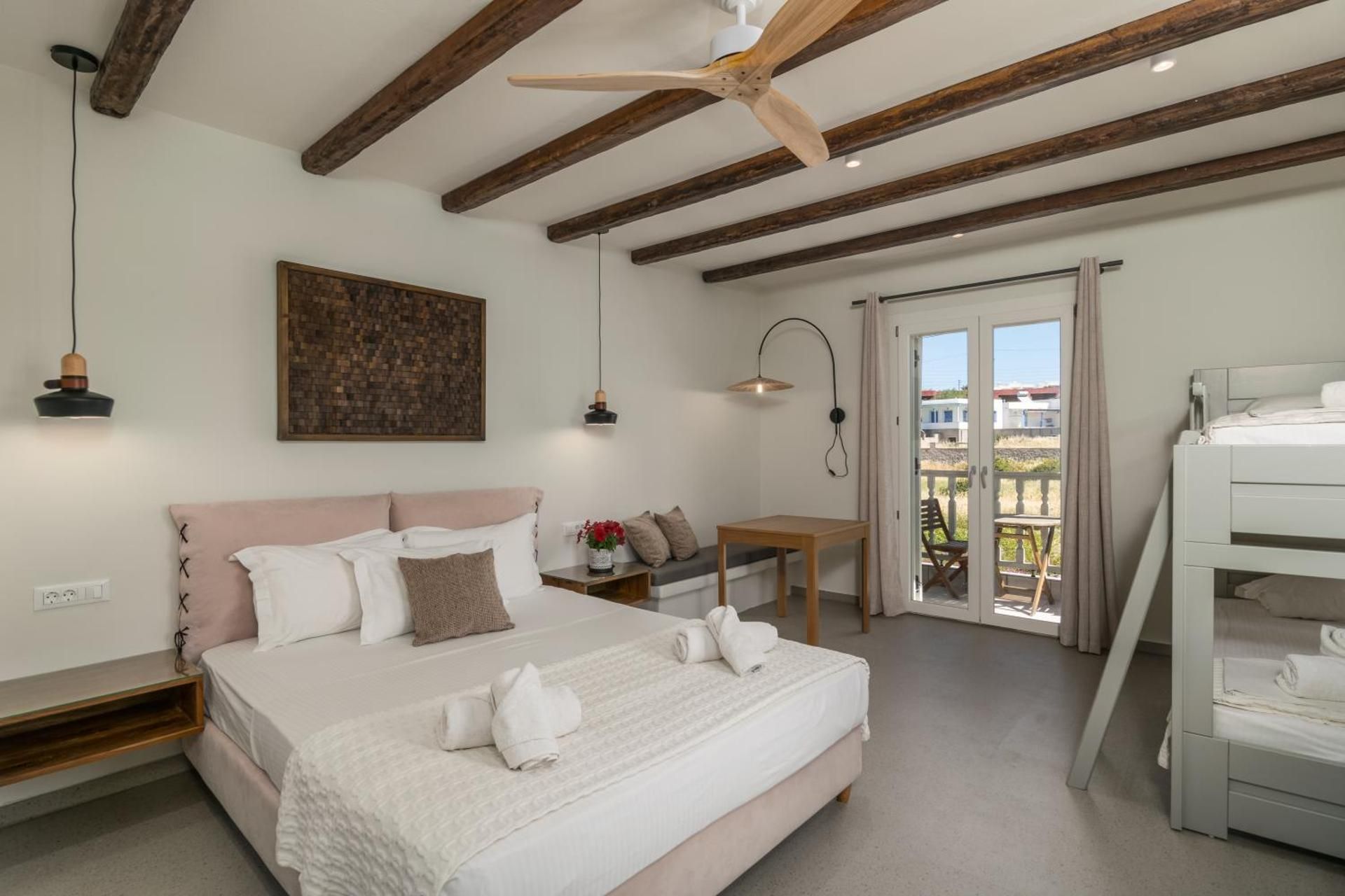 Hotel Rigas Deluxe Quadruple Room