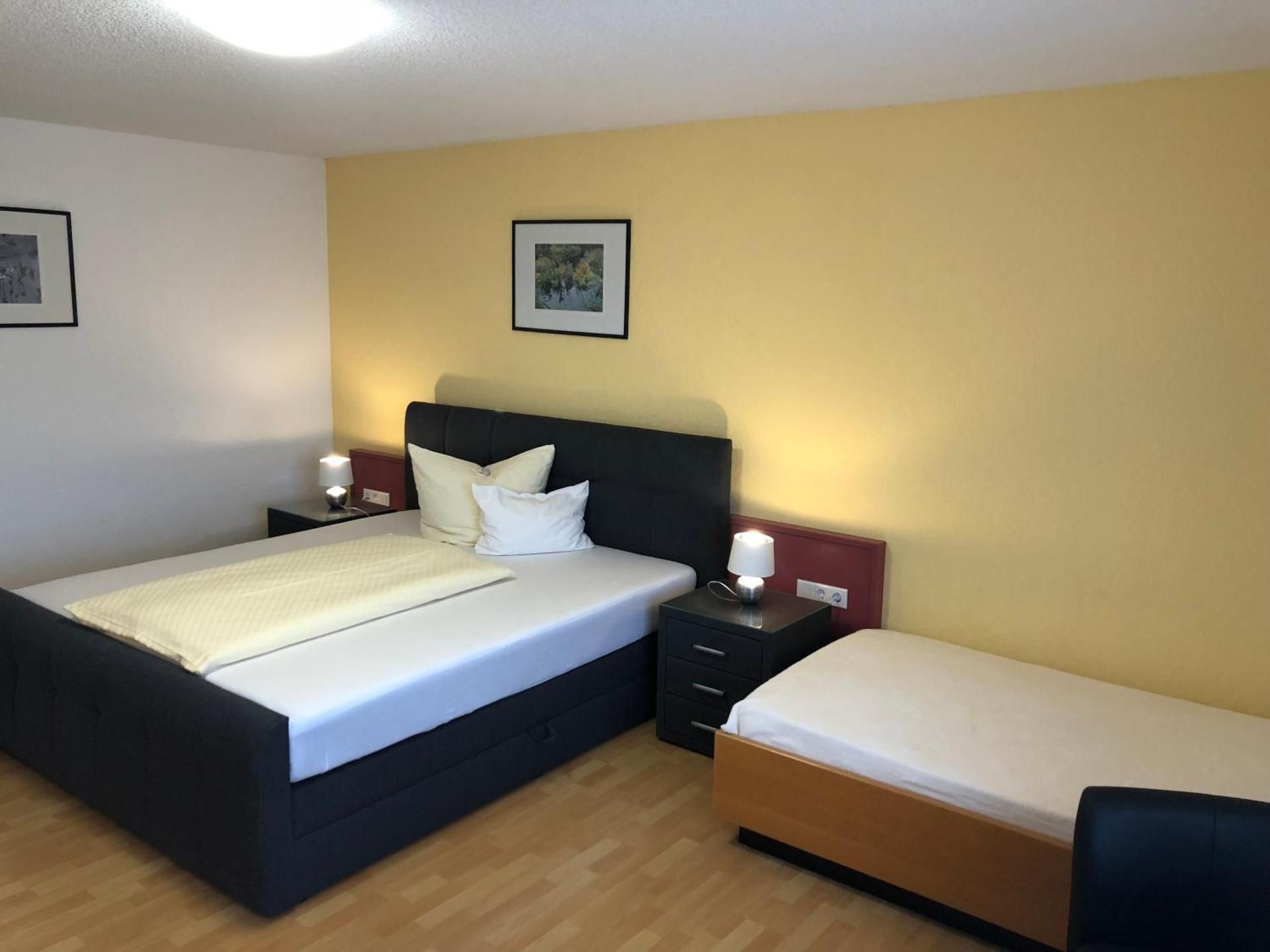 TIPTOP Hotel am Hochrhein Superior Triple Room 3