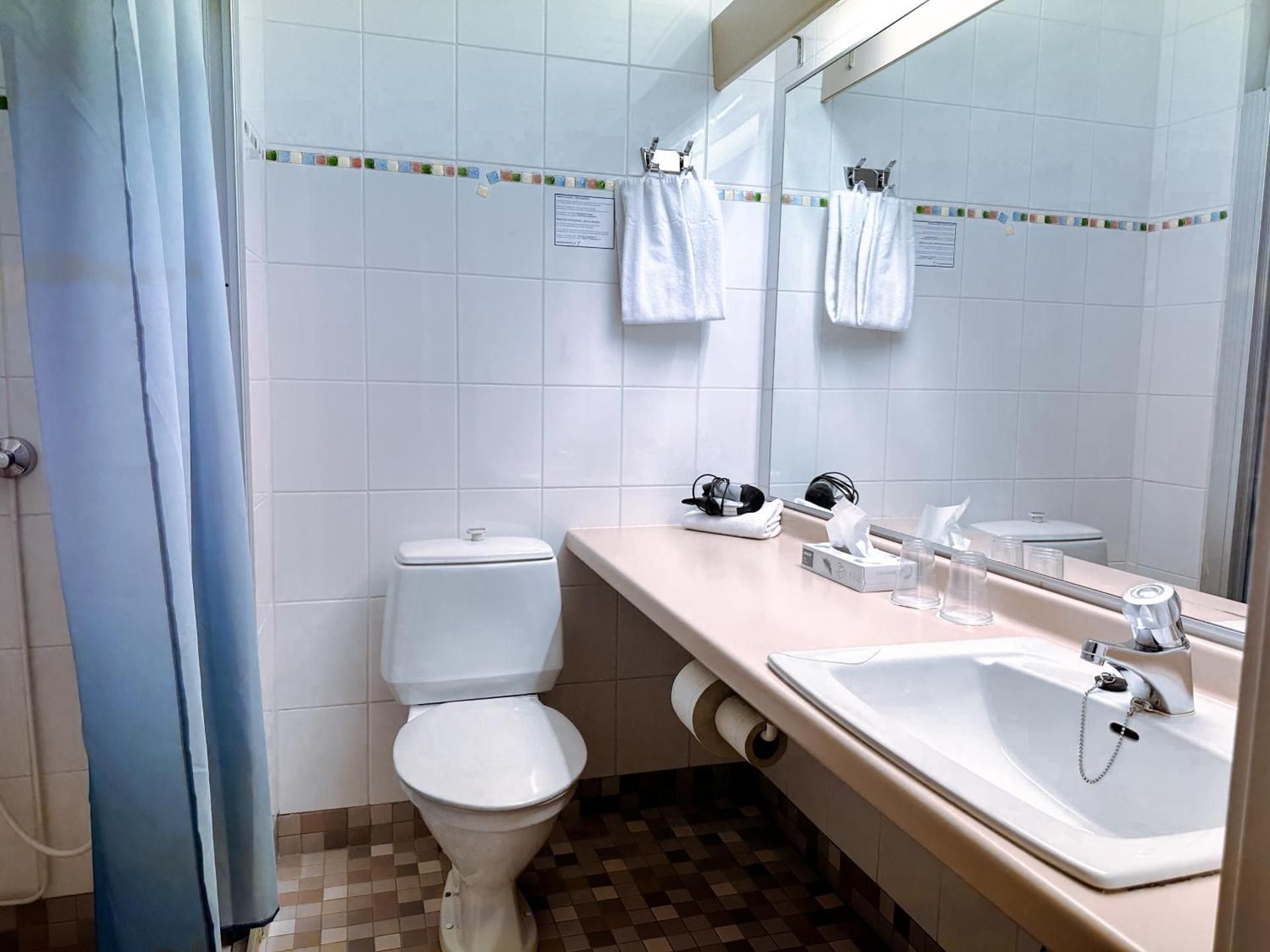 Hotel Sommelo Triple Room 3