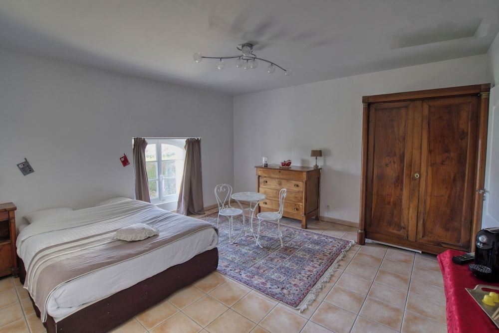 Domaine des Chais Premium Double Room 2