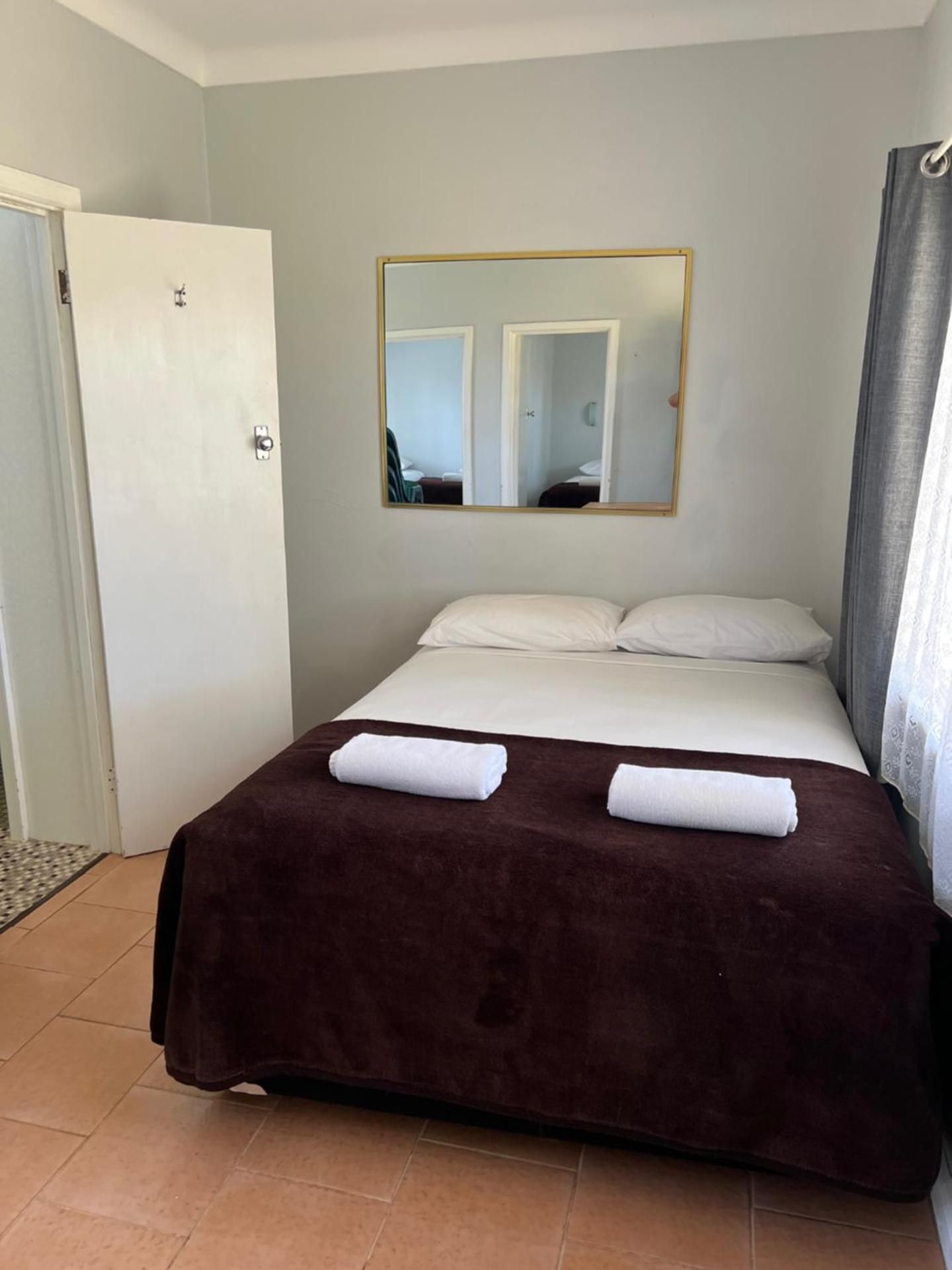 Two-Bedroom Apartment (6 Adults)