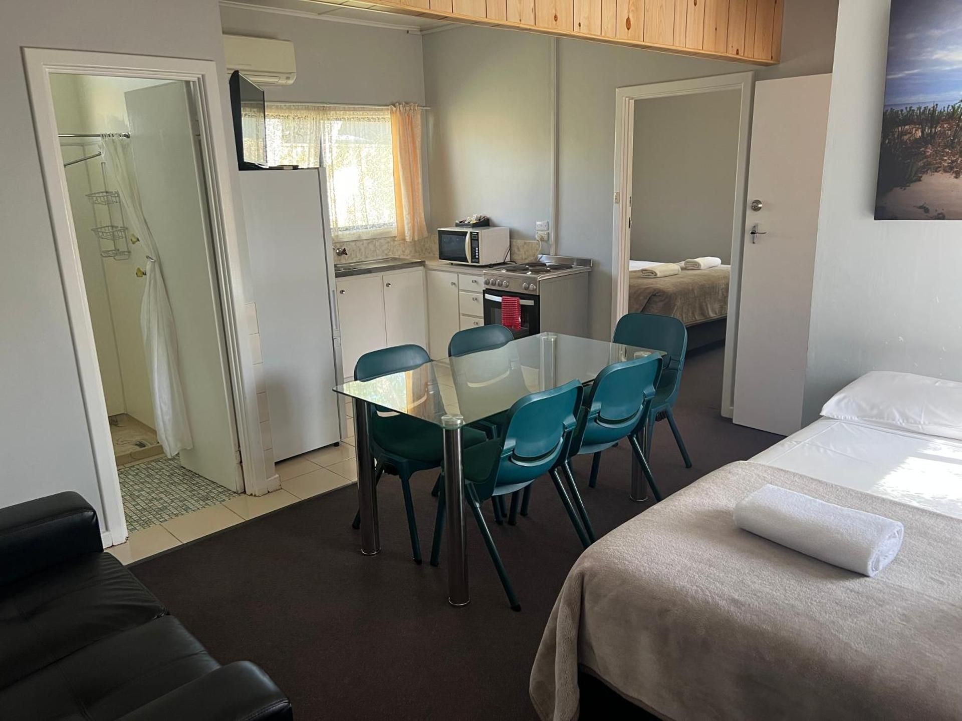 Two-Bedroom Apartment (6 Adults)