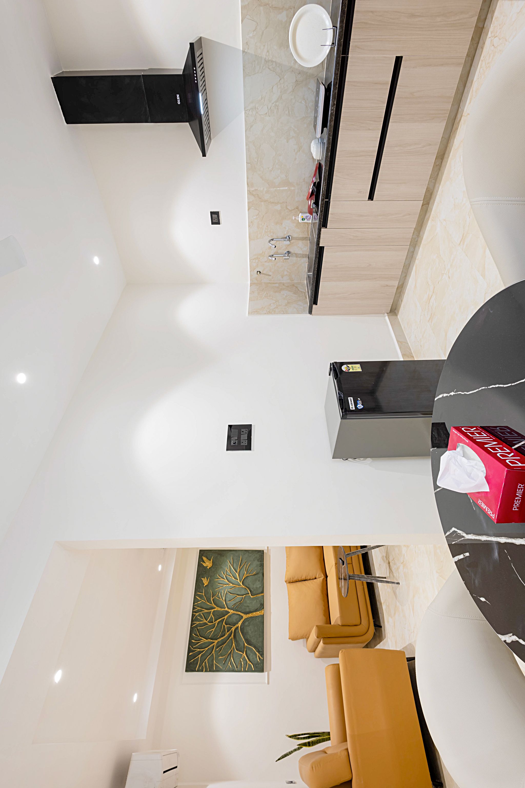 Grande Suite with Kitchenette and Living Room