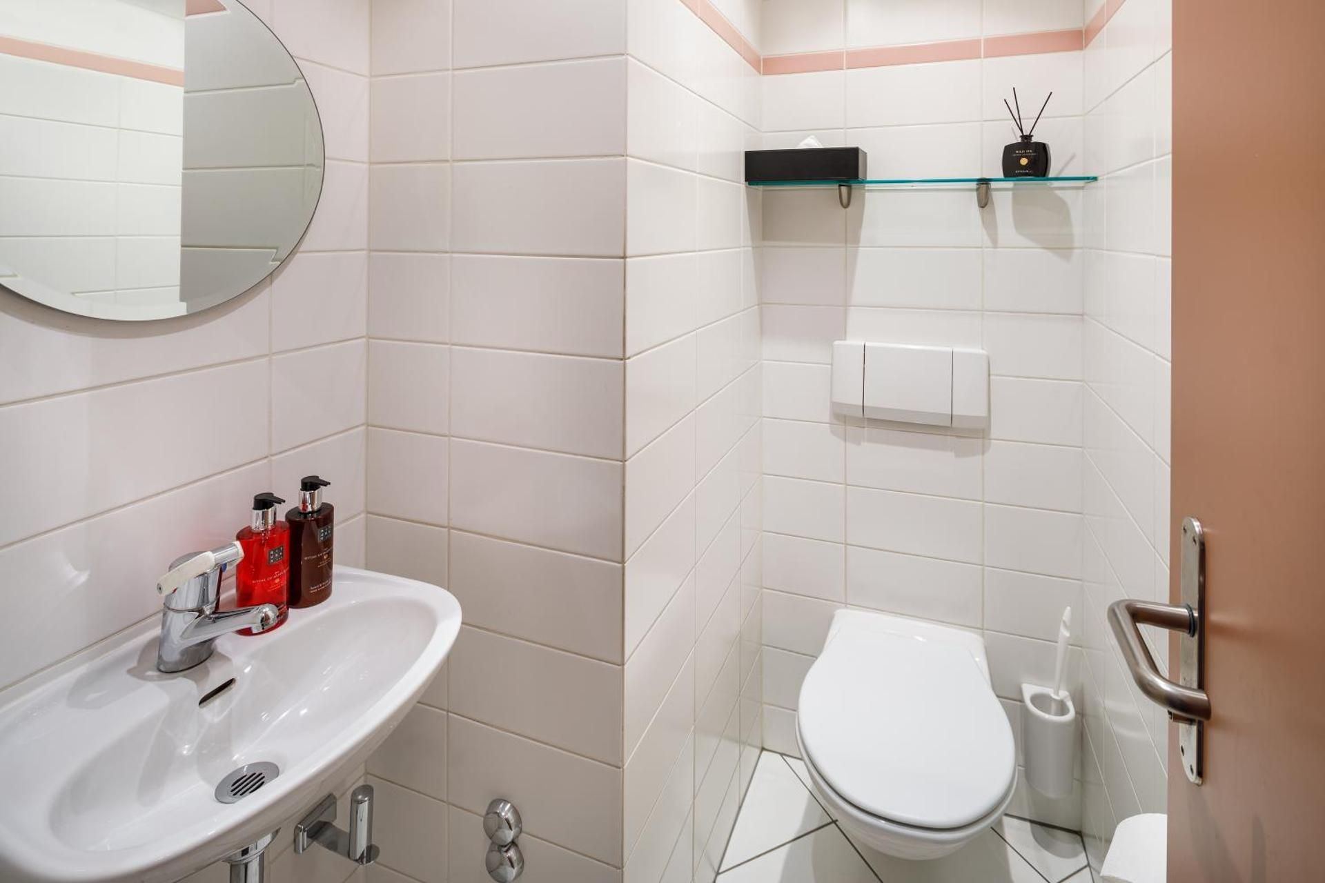 Economy Single Room with Shared Bathroom and Toilet