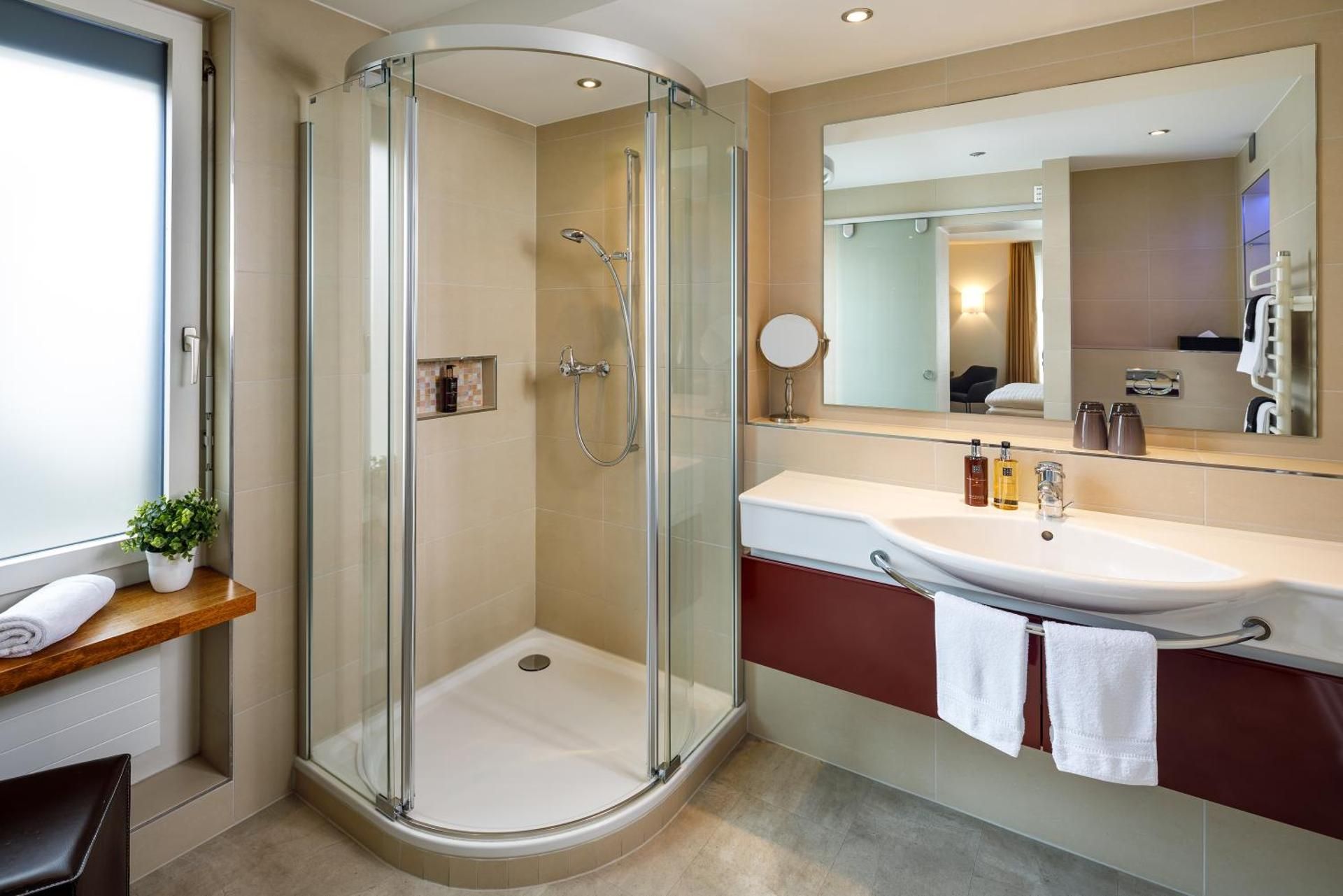 APARTHOTEL Familie Hugenschmidt Superior Plus Double Room With Bathroom 3