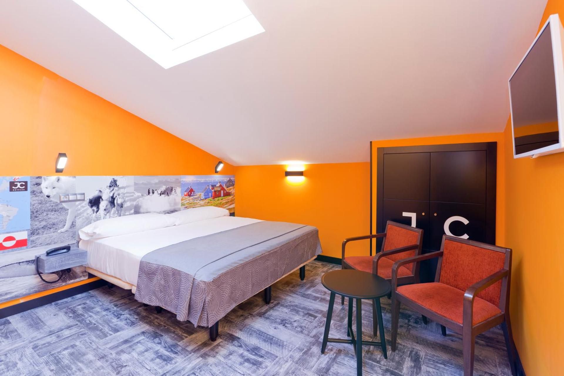 Superior King Room