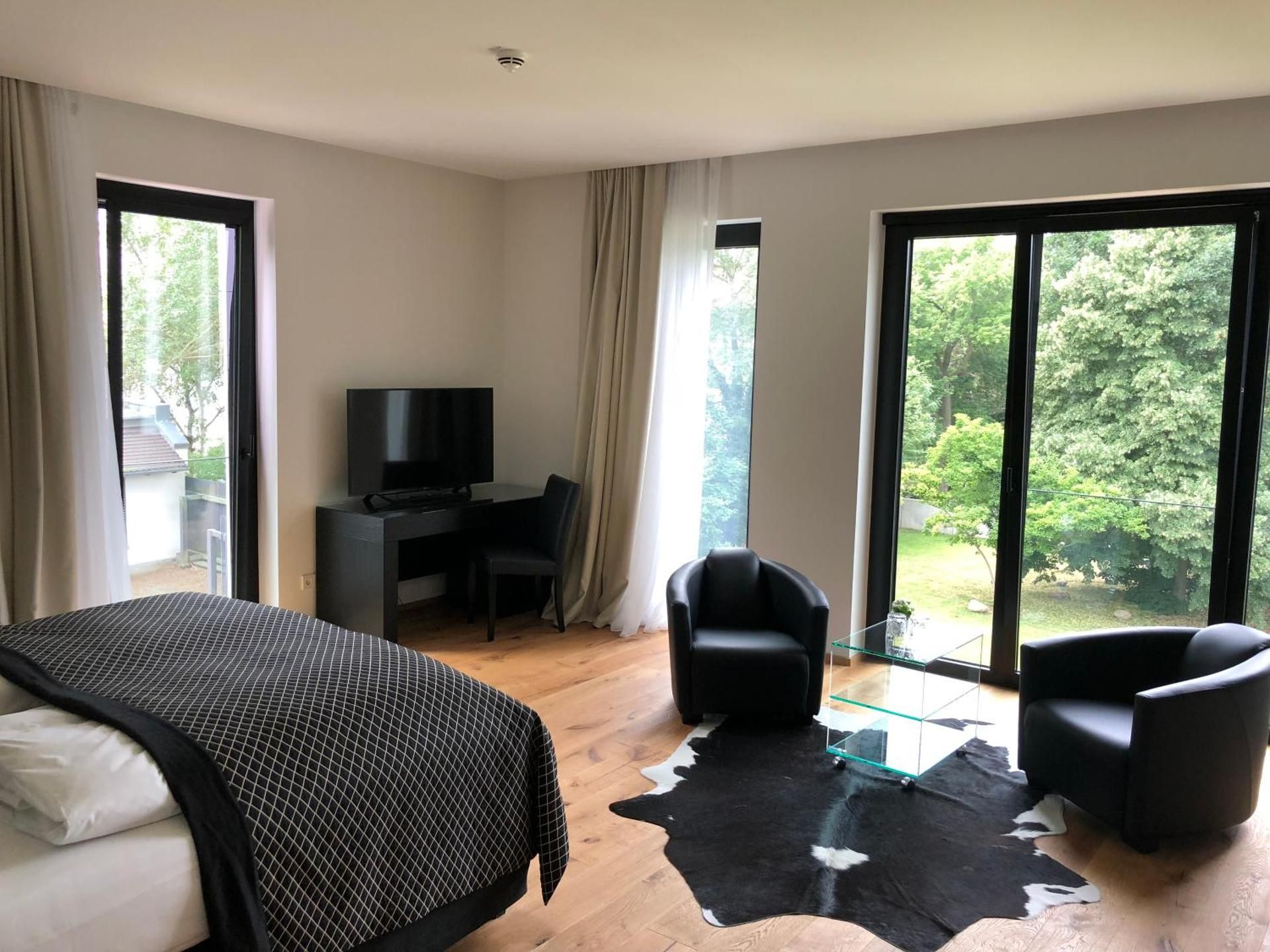 Deluxe Junior Suite with Garden View