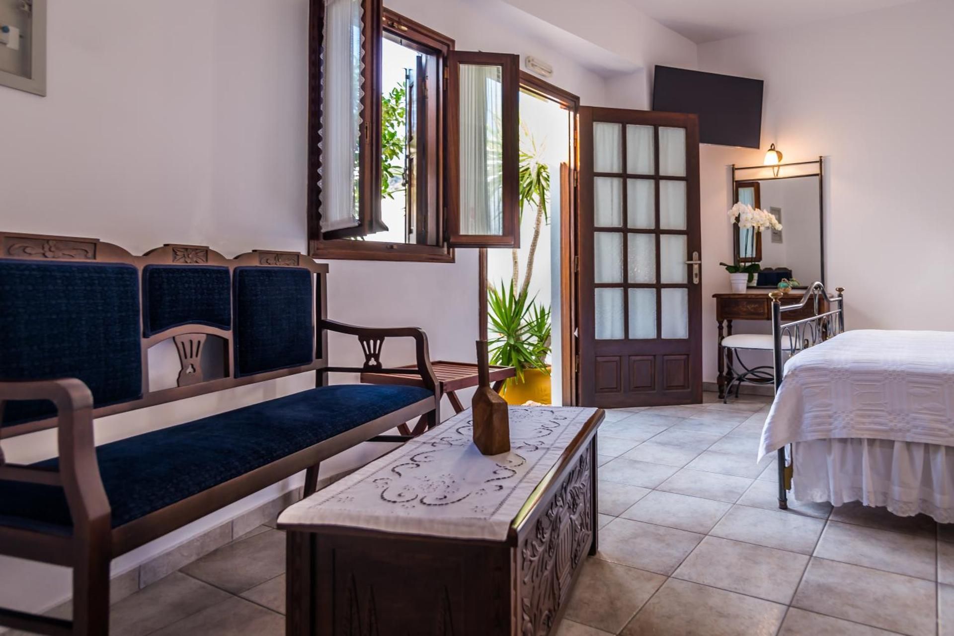 Standard Studio 3 with Shared Terrace