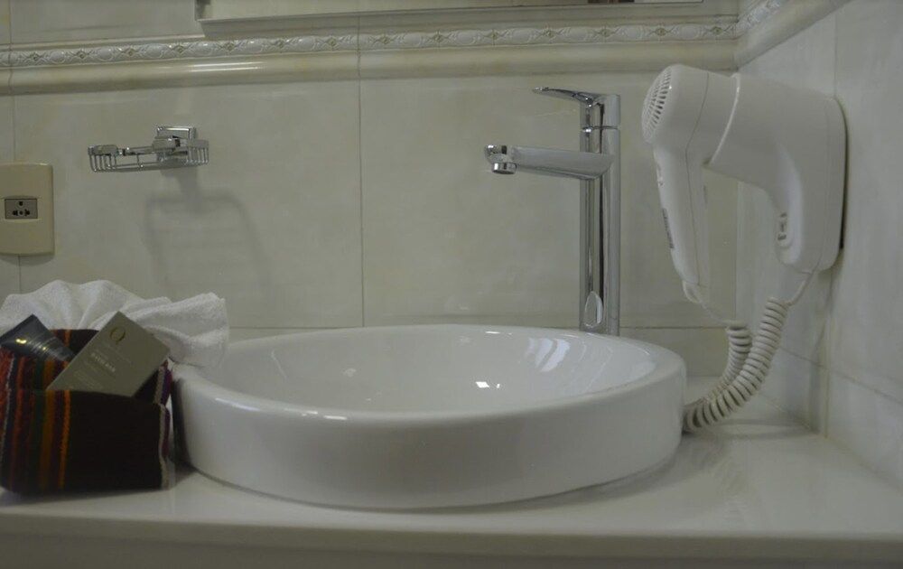 Qantu Hotel Economy Double Room 5