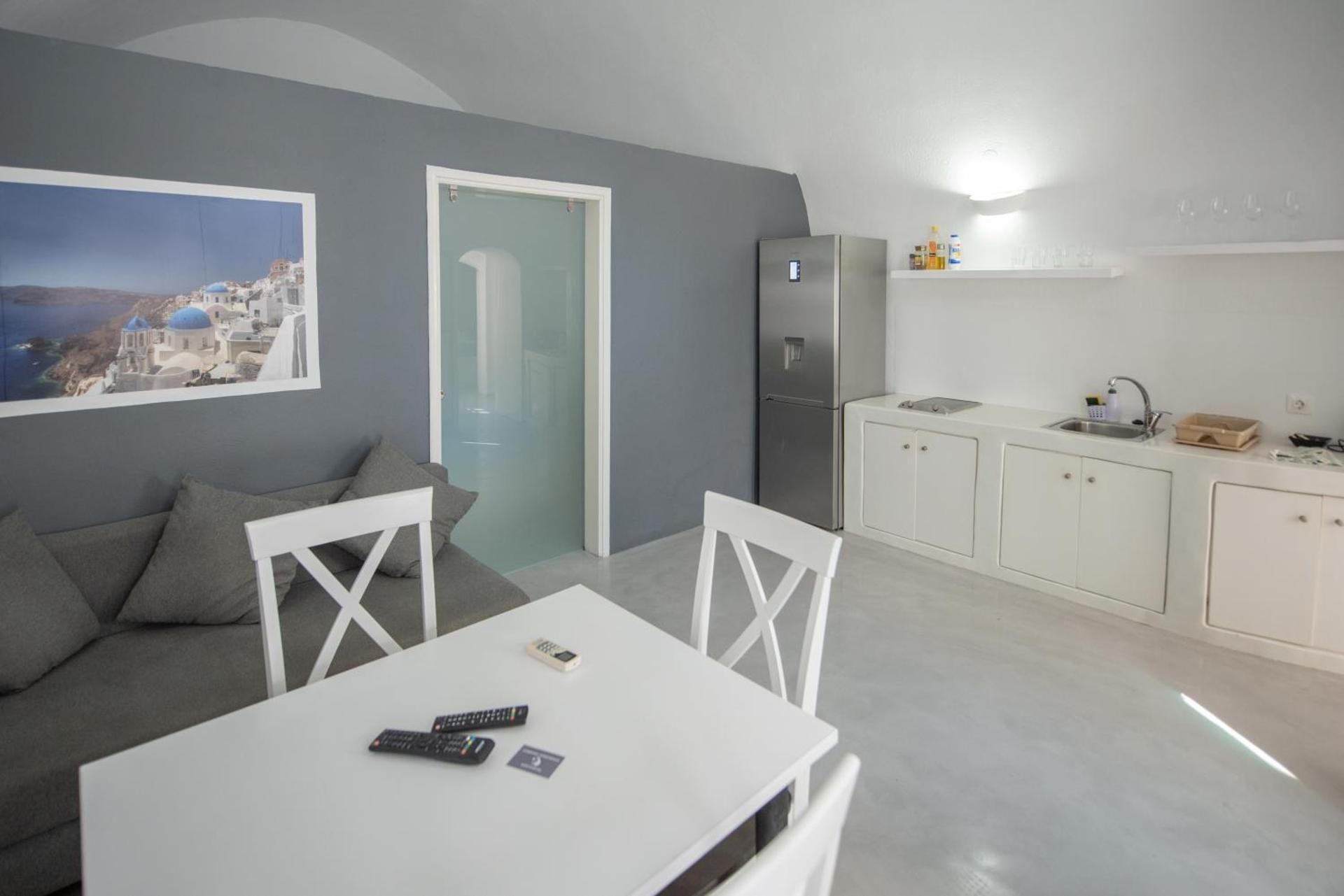 Two-Bedroom Apartment without View