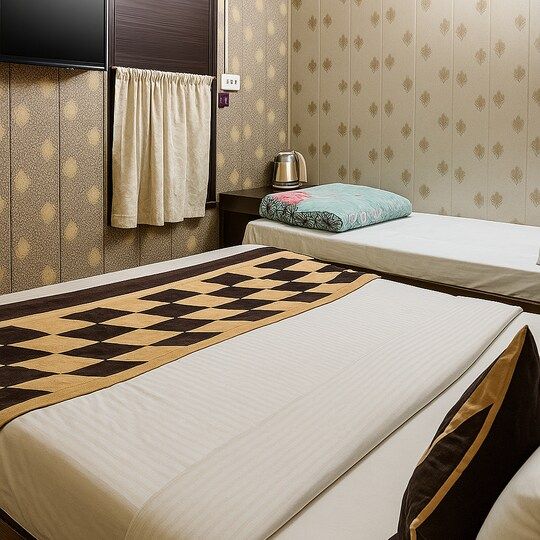 HOTEL PRAKASH PALACE Super Deluxe Room 4