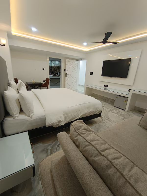 HOTEL MAHARAJA PALACE ROHTAK Delux Room 3