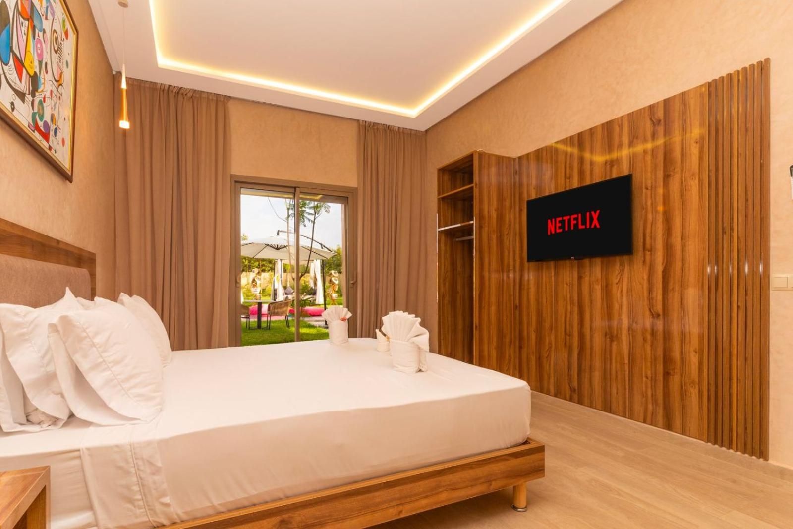 Villa Hasard Marrakech Double Room with Pool View 2