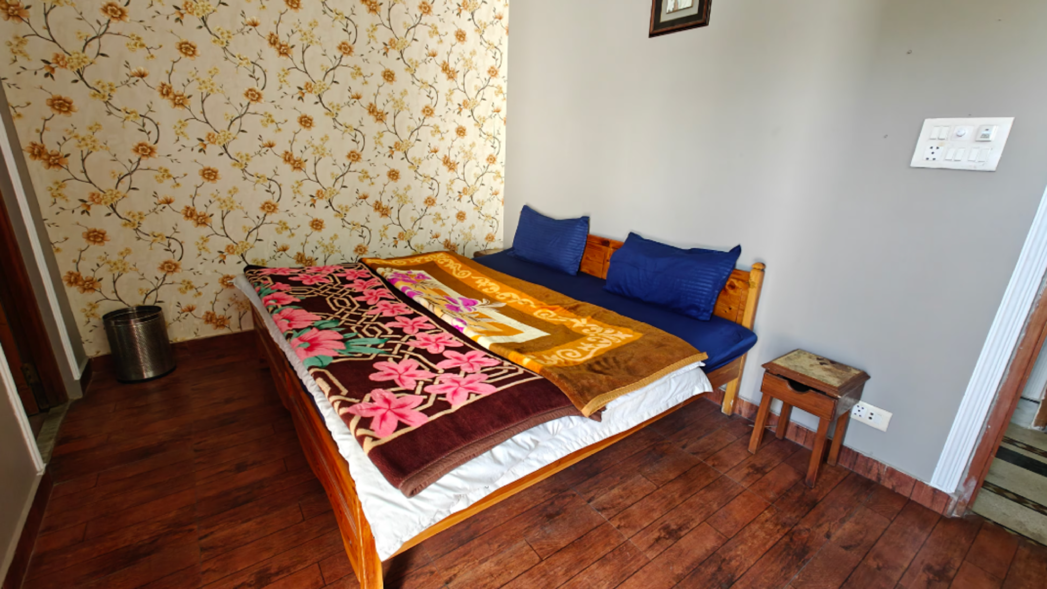 Hotel Winsum Hill Solan Deluxe View Room