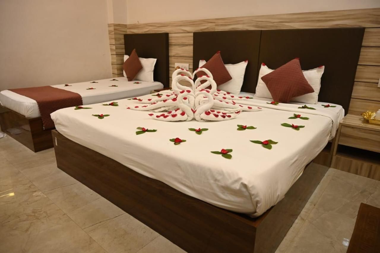 Hotel Naman Palace Deluxe Room