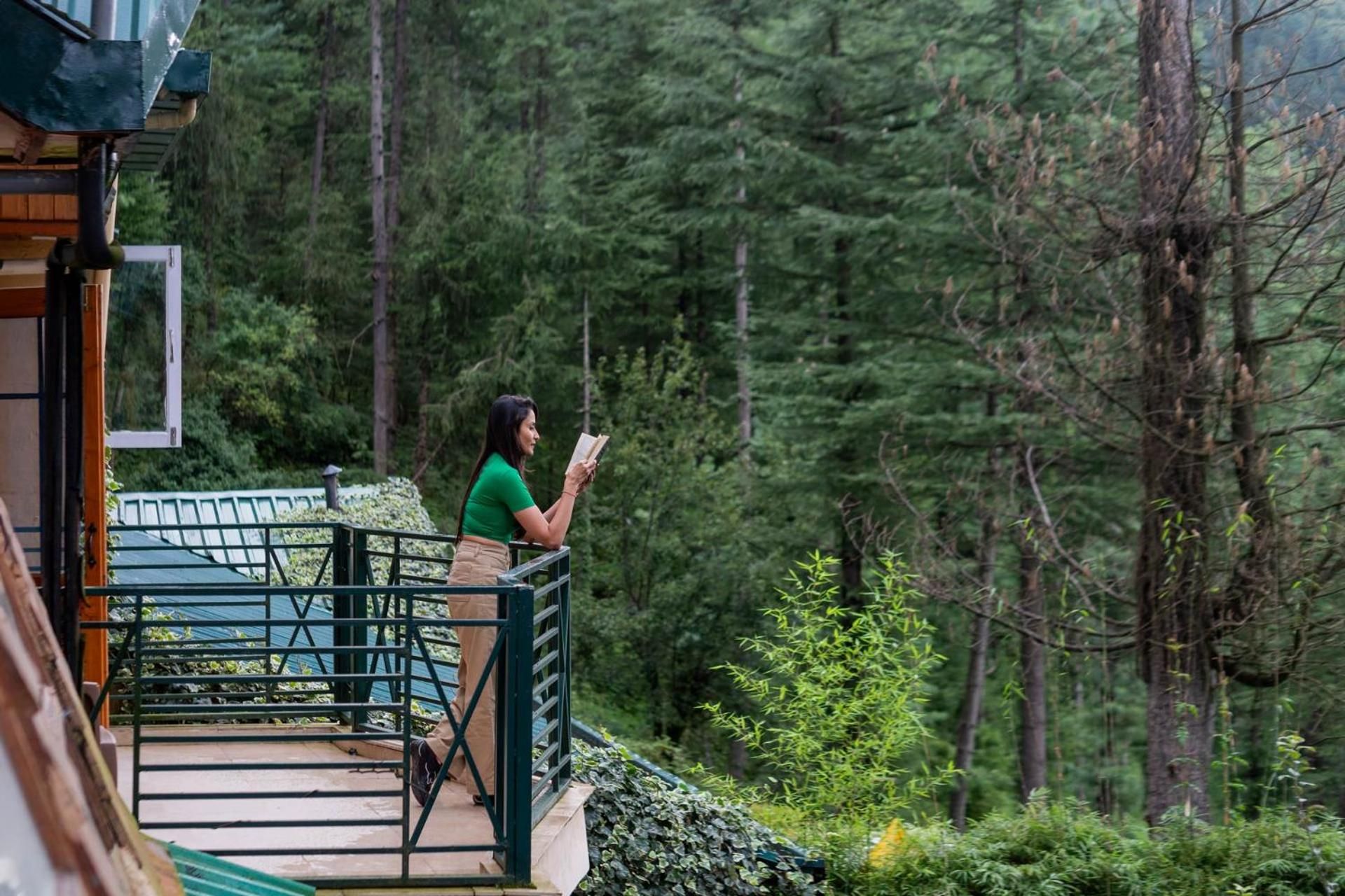 Wood House Retreat by Vista Rooms