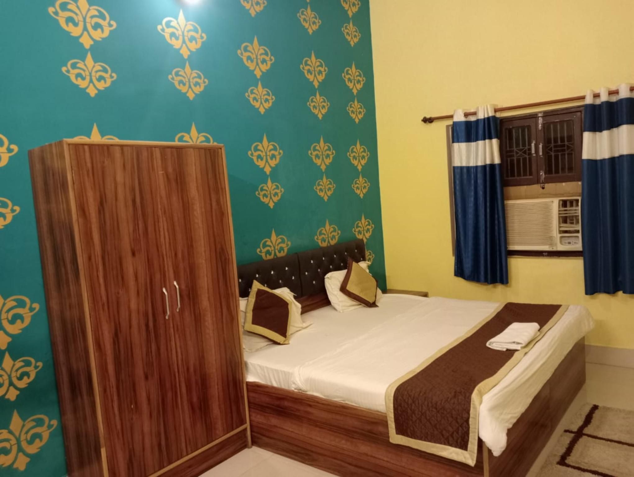 Goroomgo Mandakini Paying Guest House Varanasi Single Air Conditioning