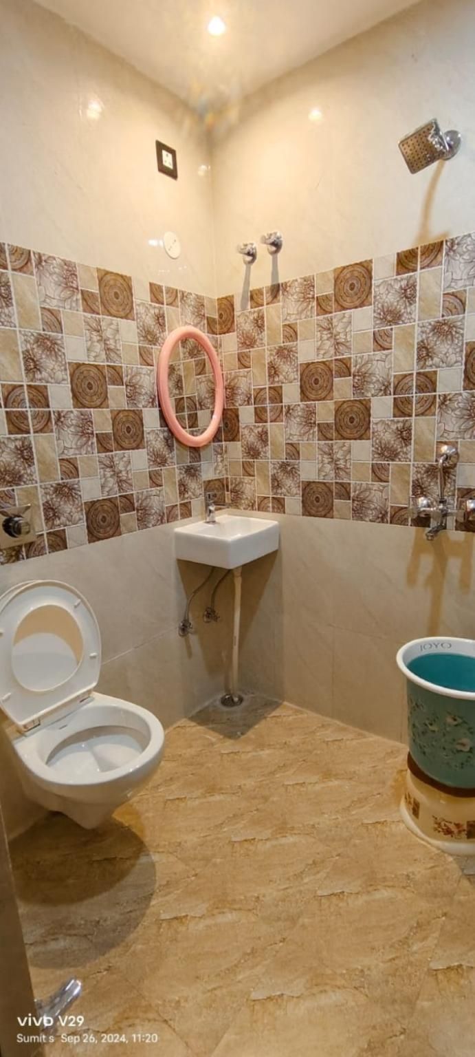 Goroomgo Mandakini Paying Guest House Varanasi Single Air Conditioning 2