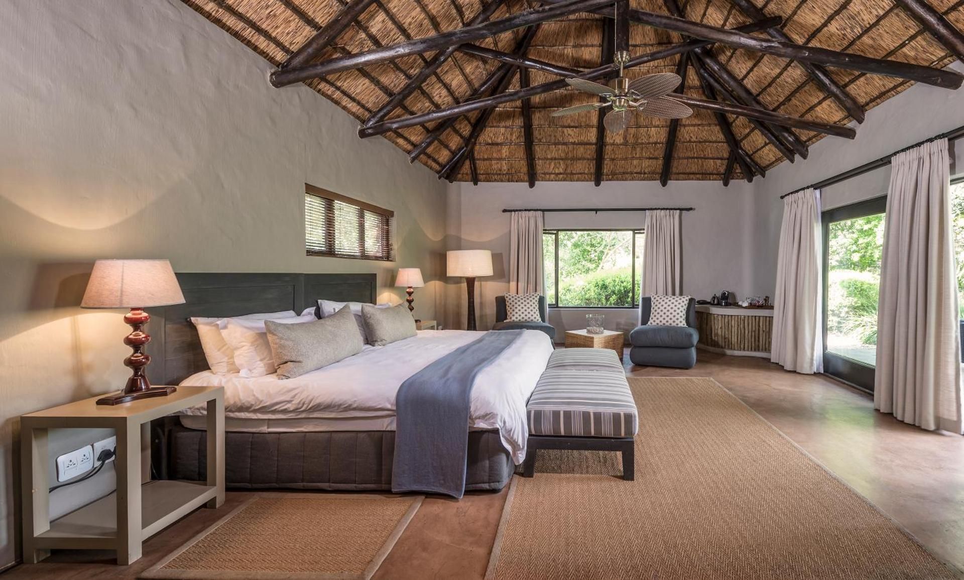 Kariega Game Reserve River Lodge Luxury Suite