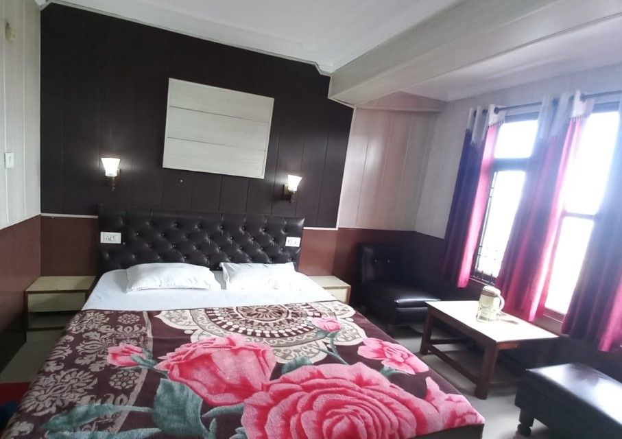 Hotel Harbans Shimla Super Deluxe Air Conditioining Room 4