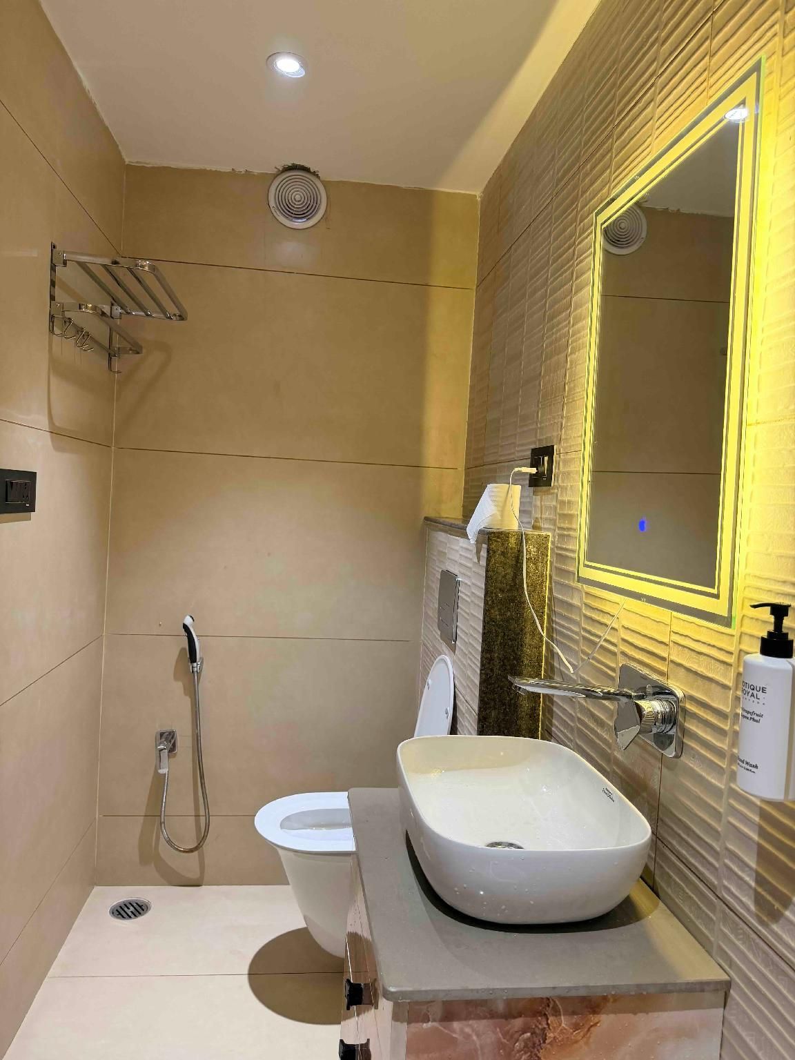 Hare Krishna Stays Varanasi Executive Room 3