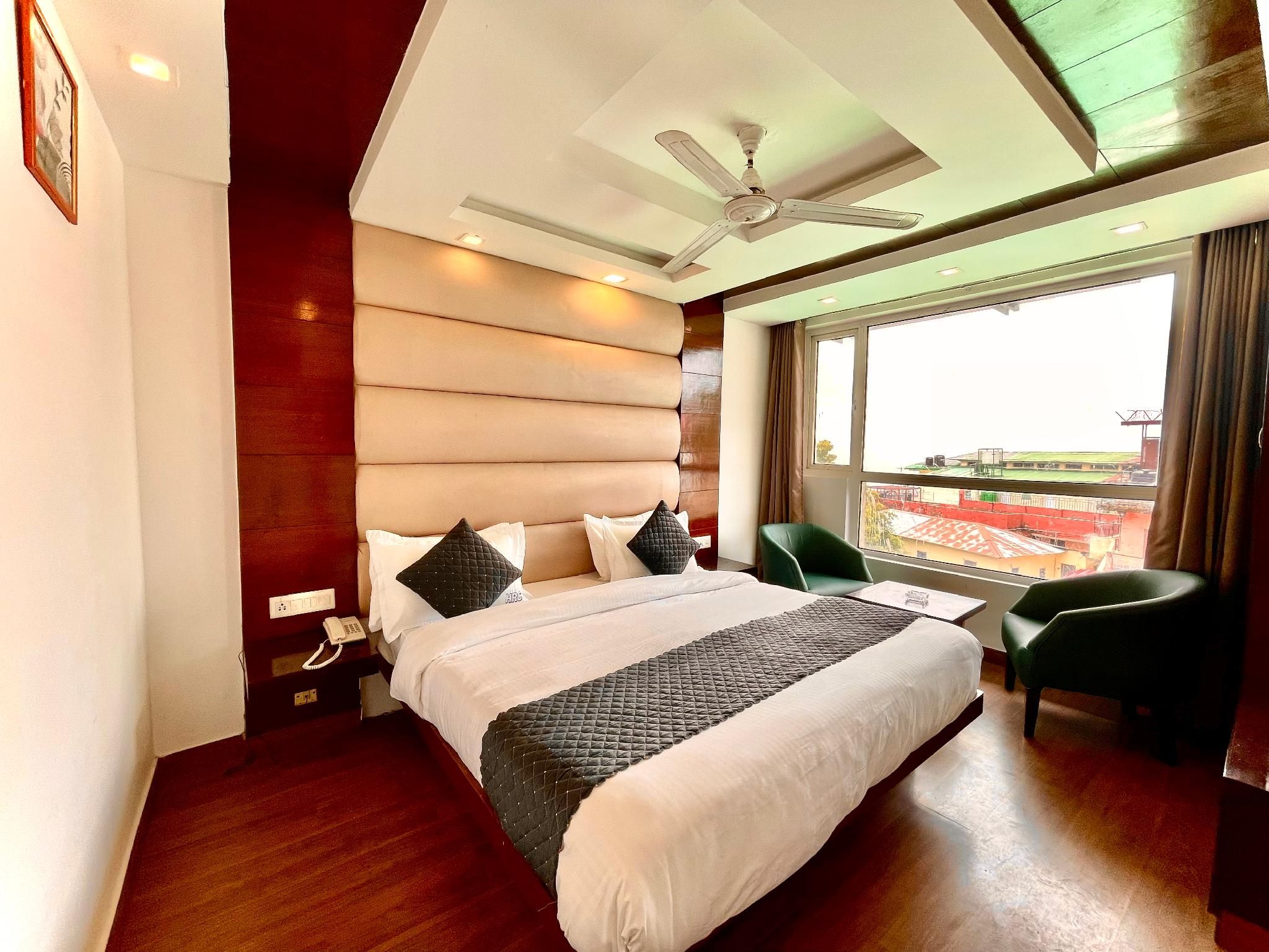 Hotel Roshie Mall Road Mussoorie Picture Palace