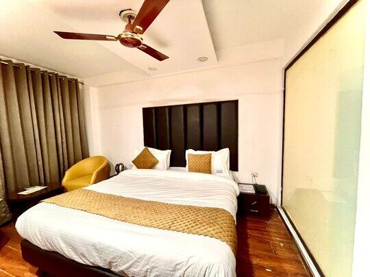 Hotel Roshie Mall Road Mussoorie Picture Palace