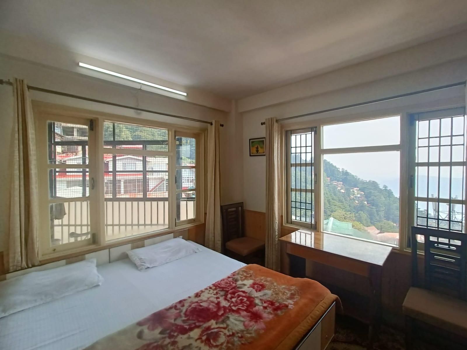 Jishas Homestay 2 Bedroom Executive Suite 2