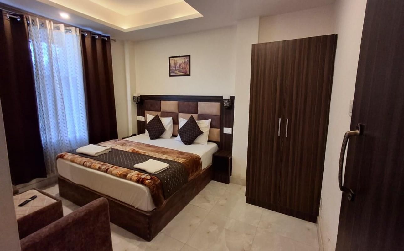 Bhaumi hills  Bed & Breakfast