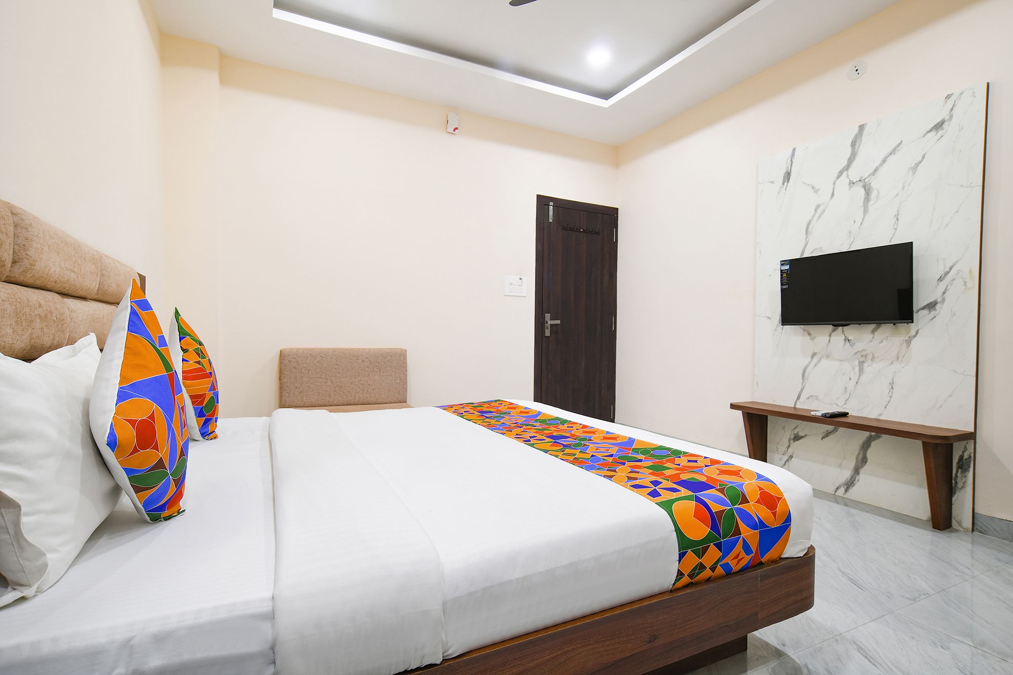 FabHotel Capital Inn Deluxe Room 3