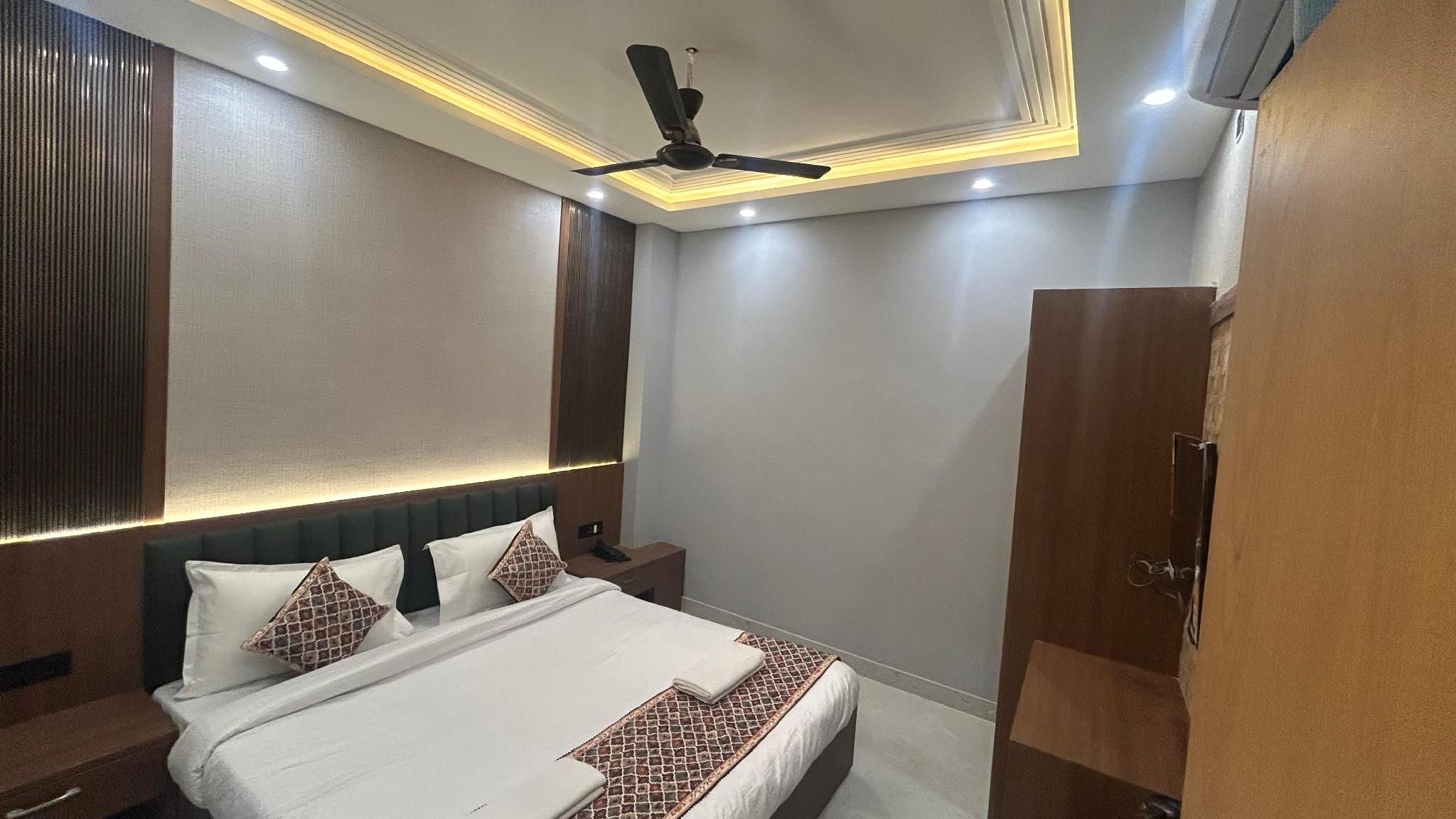 SANIDHYAM By Hotel sahu King 2