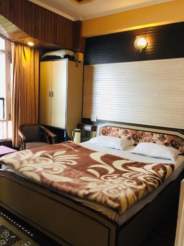 Hotel Kufri Holiday Inn