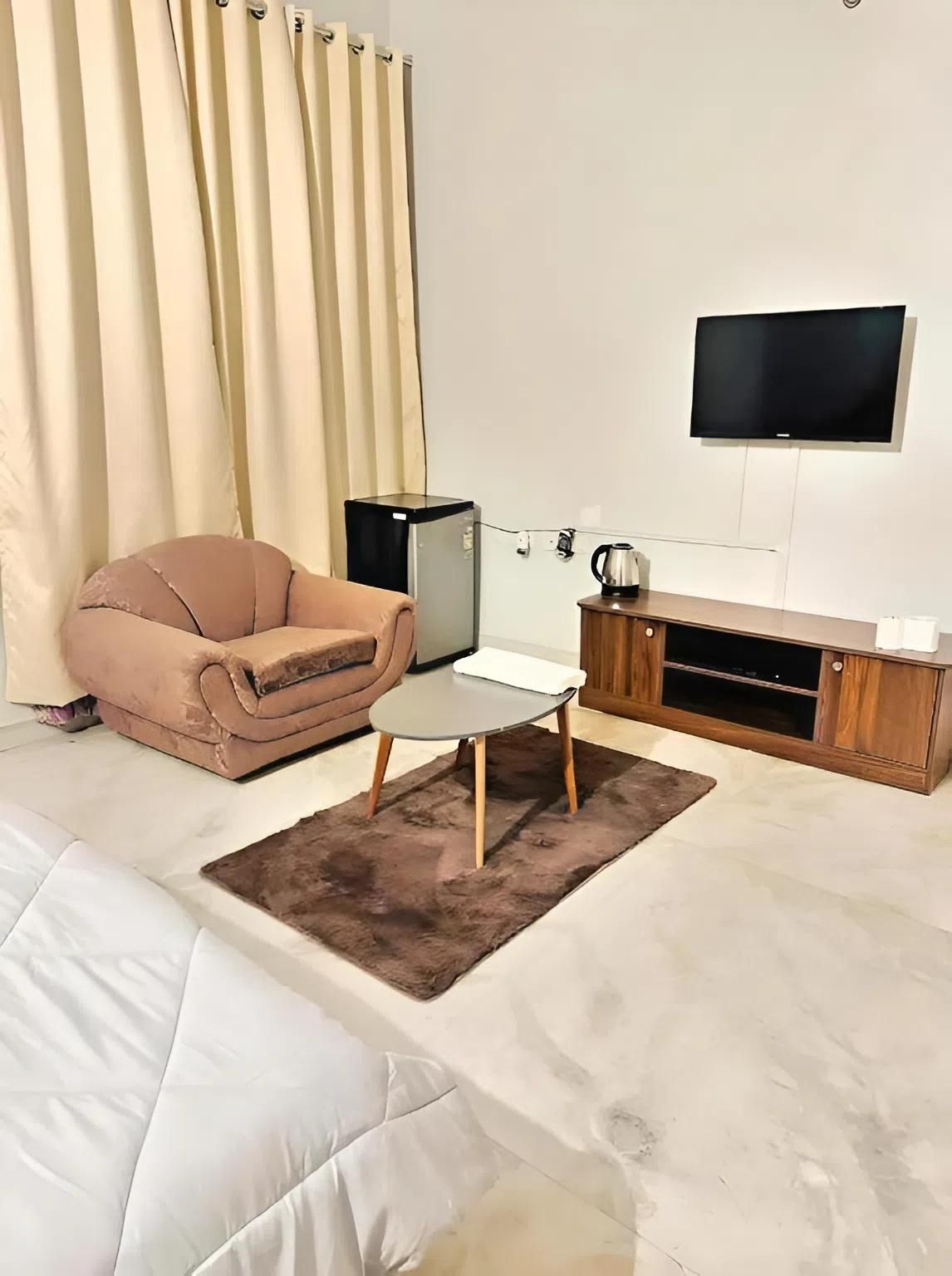 Riya Villa: Luxury Stay Varanasi Deluxe 2