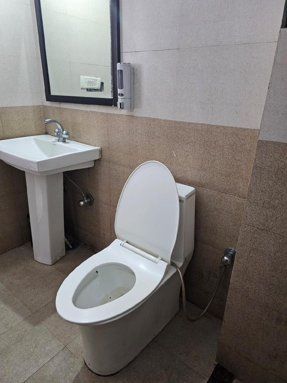 Green Valley Waknaghat by Vairagya Hospitality Standard - 1 Double Bed with Balcony 2