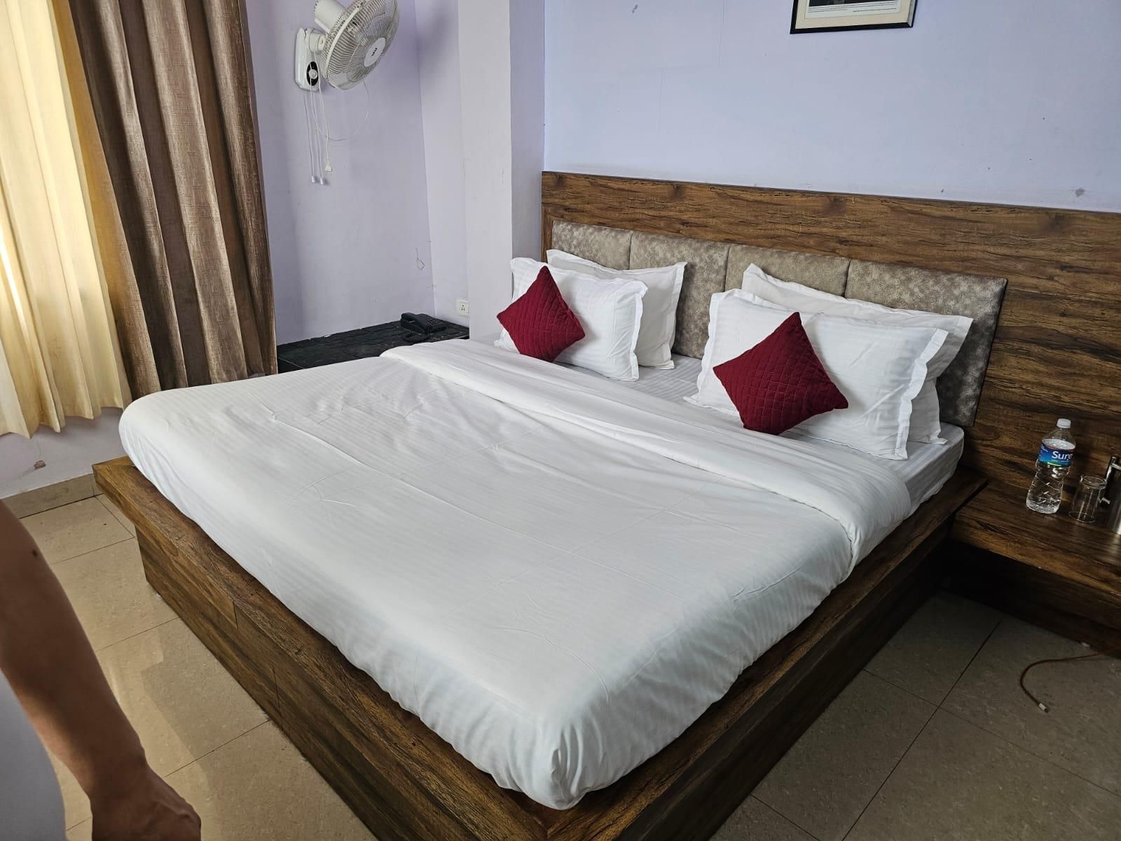 Green Valley Waknaghat by Vairagya Hospitality Standard Room 2