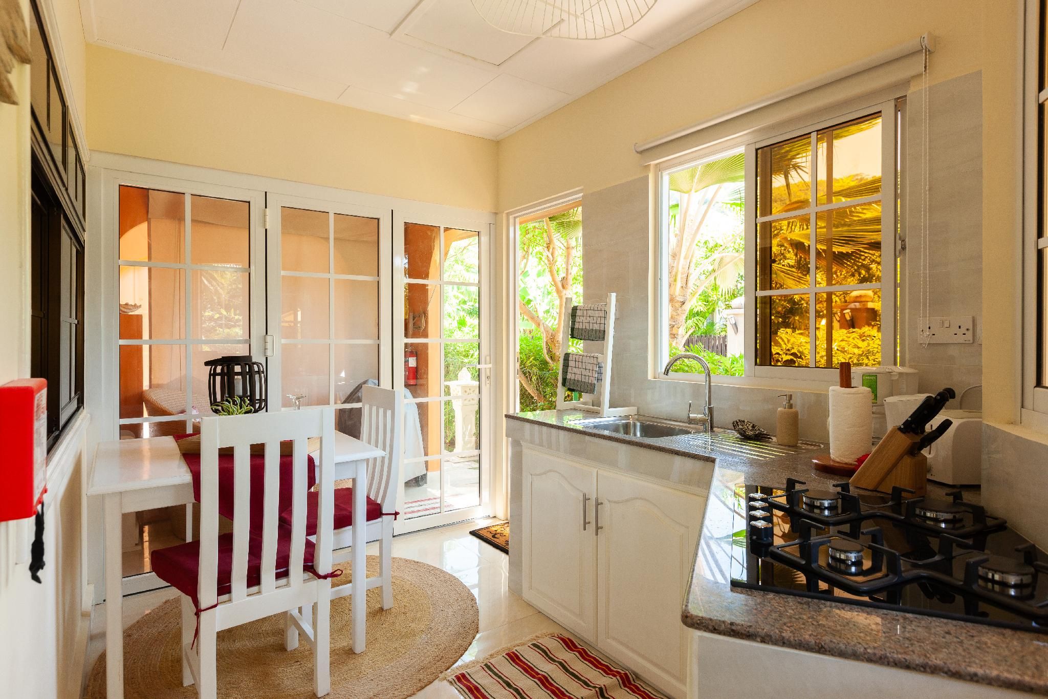 Oceane Self Catering - Seychelles Standard Double 2