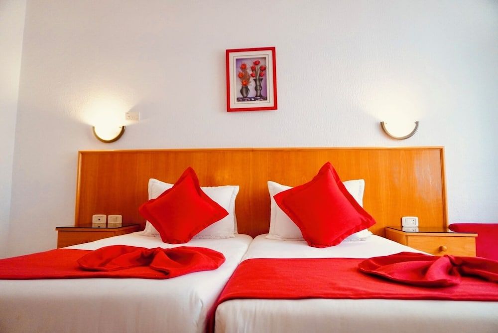 Le National Superior Twin Room 7